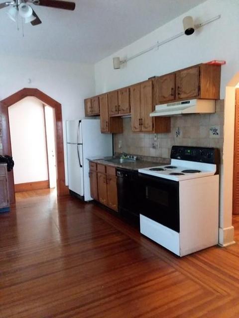 247 Union St, Springfield, MA 01105 photo 3