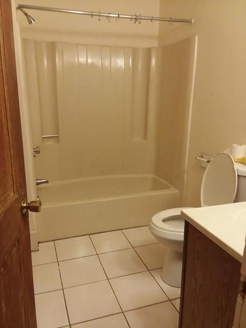 247 Union St, Springfield, MA 01105 photo 5