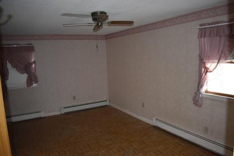 112 Flagg St, Clinton, MA 01510 photo 18