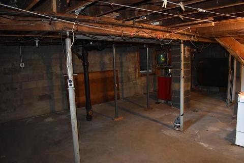112 Flagg St, Clinton, MA 01510 photo 23