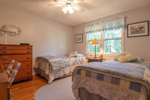 18 Lisa Ln, Reading, MA 01867 photo 27
