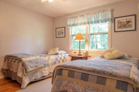 18 Lisa Ln, Reading, MA 01867 photo 28