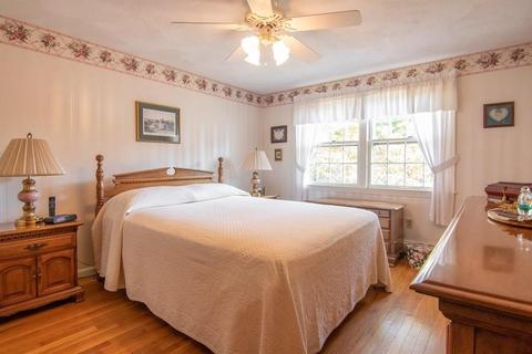 18 Lisa Ln, Reading, MA 01867 photo 31