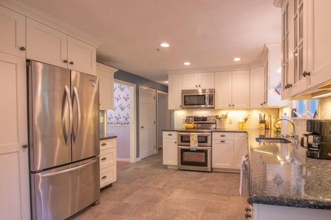 18 Lisa Ln, Reading, MA 01867 photo 6