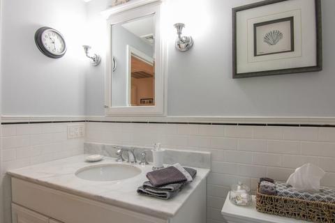 18 Lisa Ln, Reading, MA 01867 photo 15