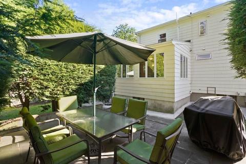 34 Nicod St, Arlington, MA 02476 photo 17