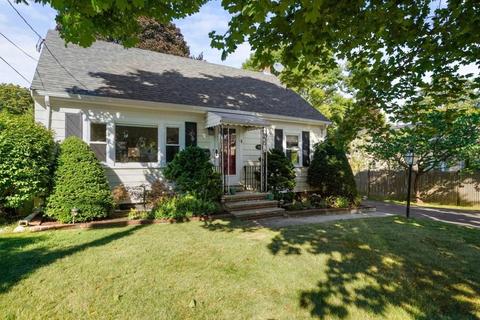 34 Nicod St, Arlington, MA 02476 photo 1