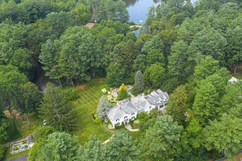 389 Grove St, Needham, MA 02492 photo 2