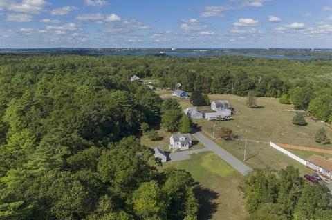 297 Indian Town Rd, Fall River, MA 02722 photo 3