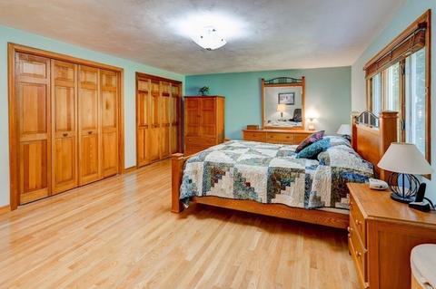 488 Elm St E, Raynham, MA 02767 photo 15