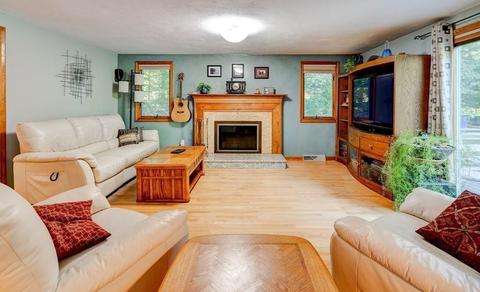 488 Elm St E, Raynham, MA 02767 photo 10