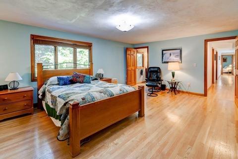 488 Elm St E, Raynham, MA 02767 photo 14