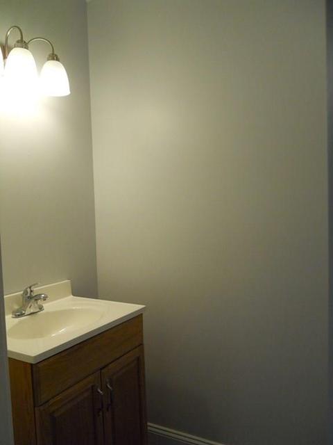 99 Leyfred Ter, Springfield, MA 01108 photo 17