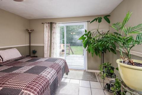 99 Dexter St, Attleboro, MA 02703 photo 13