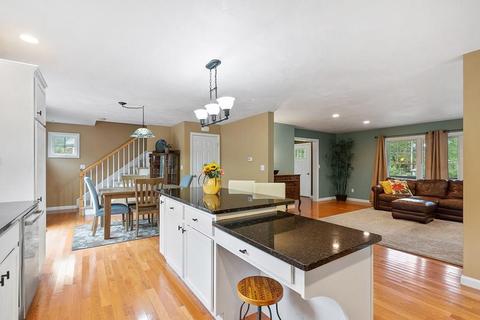 56 Old Marlboro Rd, Maynard, MA 01754 photo 14