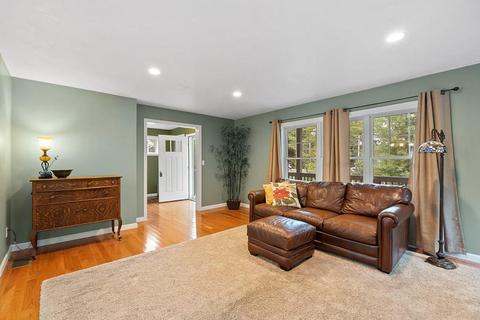 56 Old Marlboro Rd, Maynard, MA 01754 photo 6