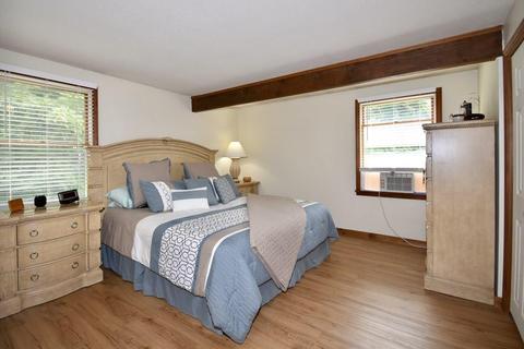 181 Great Neck Rd, Wareham, MA 02571 photo 4