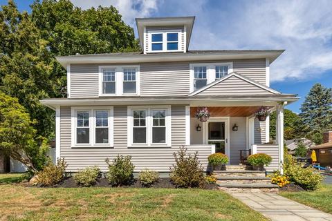 78 Concord St, Maynard, MA 01754 photo 2