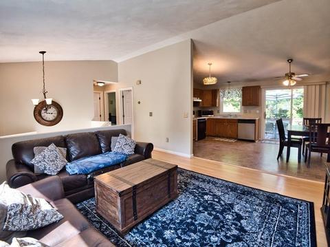 30 Colonial Rd, Douglas, MA 01516 photo 10