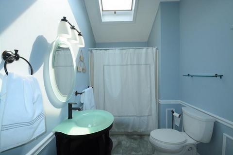 680 High St, Hanson, MA 02341 photo 17