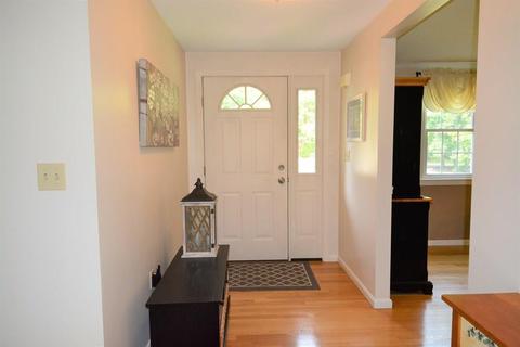 680 High St, Hanson, MA 02341 photo 11