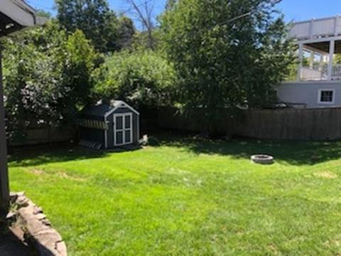 8 Davidson Rd, Worcester, MA 01605 photo 3
