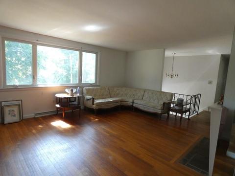 245 High St, Hingham, MA 02043 photo 3