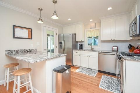 92 Stow St, Waltham, MA 02453 photo 6