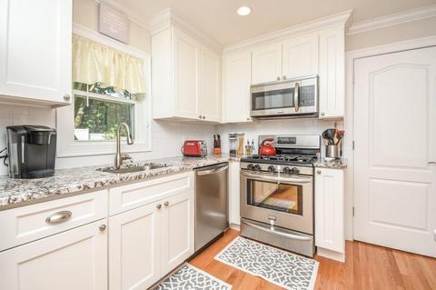 92 Stow St, Waltham, MA 02453 photo 7