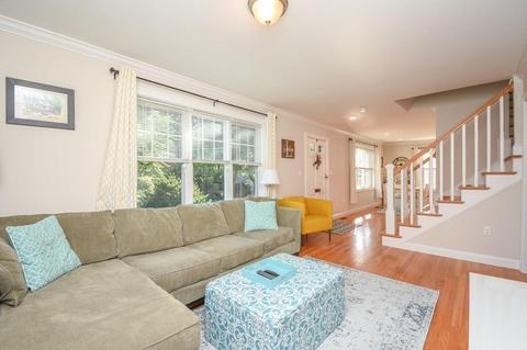 92 Stow St, Waltham, MA 02453 photo 16