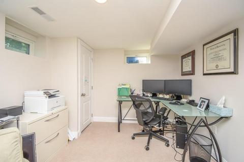 92 Stow St, Waltham, MA 02453 photo 32