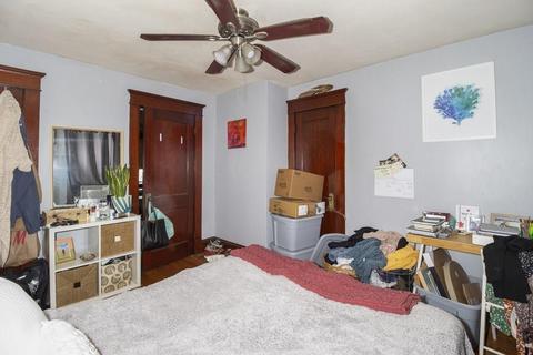 71 Governor St, Springfield, MA 01104 photo 16