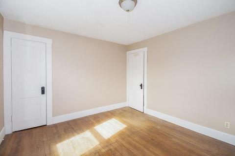 71 Governor St, Springfield, MA 01104 photo 38