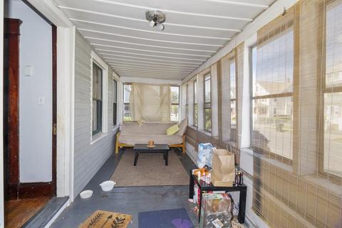 71 Governor St, Springfield, MA 01104 photo 12