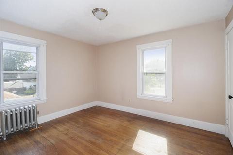 71 Governor St, Springfield, MA 01104 photo 36