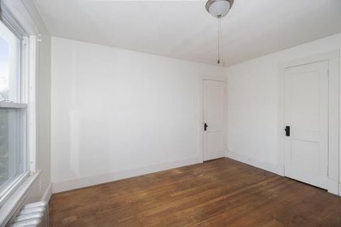 71 Governor St, Springfield, MA 01104 photo 35
