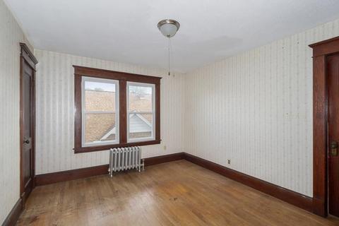 71 Governor St, Springfield, MA 01104 photo 30