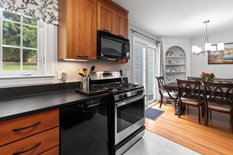 1063 Main St, Reading, MA 01867 photo 11
