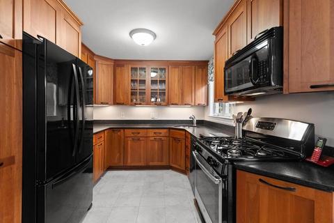 1063 Main St, Reading, MA 01867 photo 9