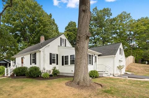1063 Main St, Reading, MA 01867 photo 2