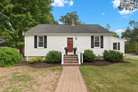 1063 Main St, Reading, MA 01867 photo 1