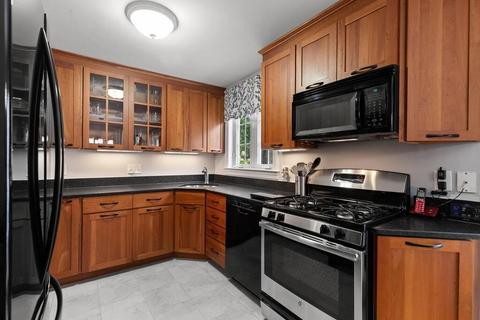 1063 Main St, Reading, MA 01867 photo 10
