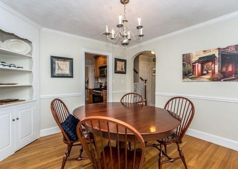28 Hemlock St, Needham, MA 02492 photo 4