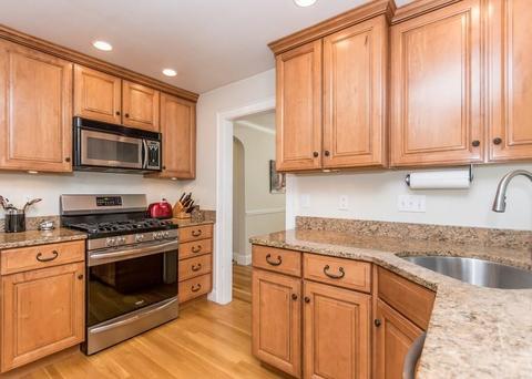 28 Hemlock St, Needham, MA 02492 photo 7