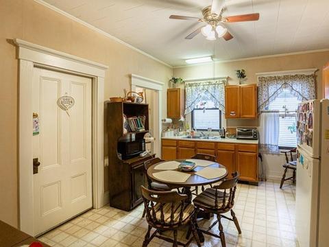 185 Linden St, Fall River, MA 02720 photo 17