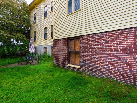 185 Linden St, Fall River, MA 02720 photo 5