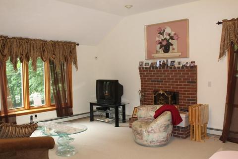 58 Farm St, Canton, MA 02021 photo 3