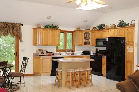 58 Farm St, Canton, MA 02021 photo 2