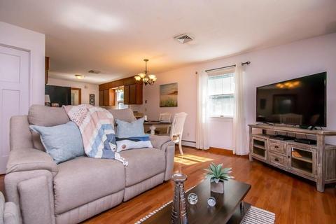 72 Swifts Beach Rd, Wareham, MA 02571 photo 8