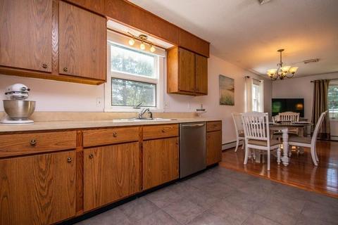72 Swifts Beach Rd, Wareham, MA 02571 photo 14